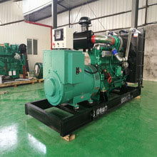 個(gè)舊600千瓦柴油發(fā)電機(jī)批發(fā)——昆明東本機(jī)電設(shè)備公司提供高清圖片展示